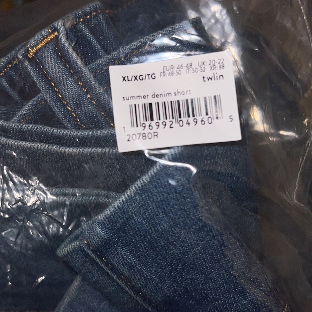 SPANX Tie-Waist Summer Denim Shorts - Picture 8 of 8